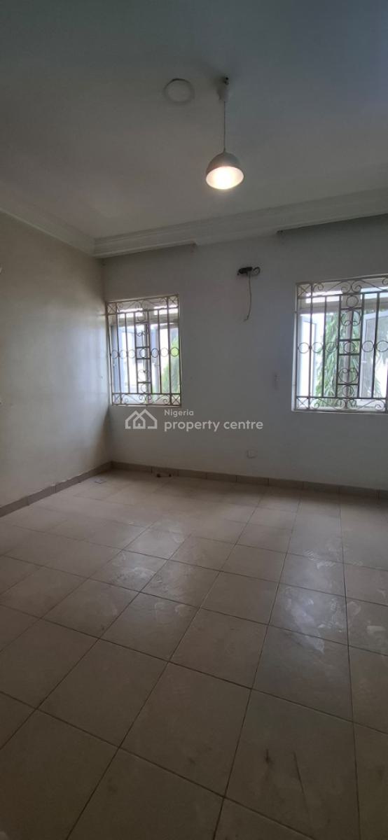 Premium Serviced & Standard 3-bedroom Apartment with Bq, Guzape District, Abuja, Flat / Apartment for Rent
