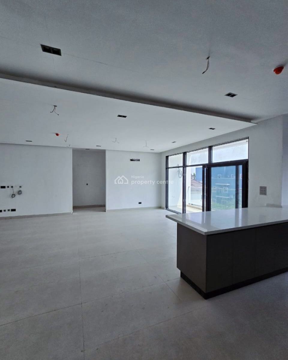 Exquisite 2 Bedroom Apartment, Lekki Phase 1, Lekki Phase 1, Lekki, Lagos, Flat / Apartment for Sale