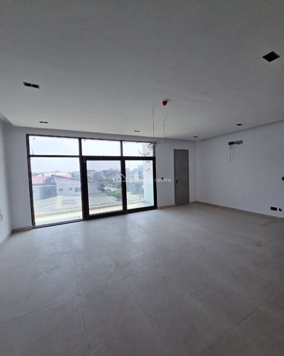 Exquisite 2 Bedroom Apartment, Lekki Phase 1, Lekki Phase 1, Lekki, Lagos, Flat / Apartment for Sale