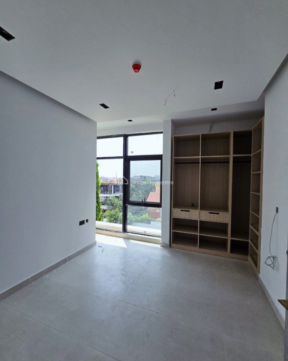 Exquisite 2 Bedroom Apartment, Lekki Phase 1, Lekki Phase 1, Lekki, Lagos, Flat / Apartment for Sale