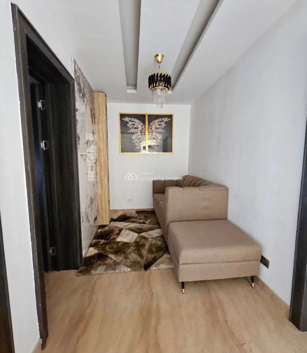 Elegant 4 Bedroom Maisonette with C of O in The Heart of Surulere, Surulere, Surulere, Lagos, Block of Flats for Sale