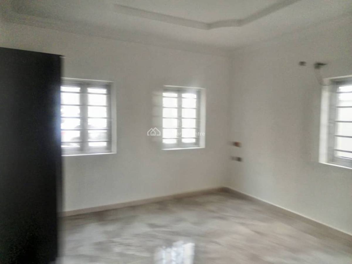 Lovely 3 Bedroom Flat, Ikeja, Lagos, Flat / Apartment for Rent