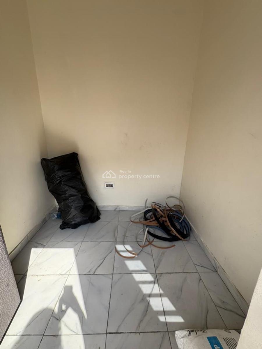 Bq Available, Lekki Expressway, Lekki, Lagos, House for Rent