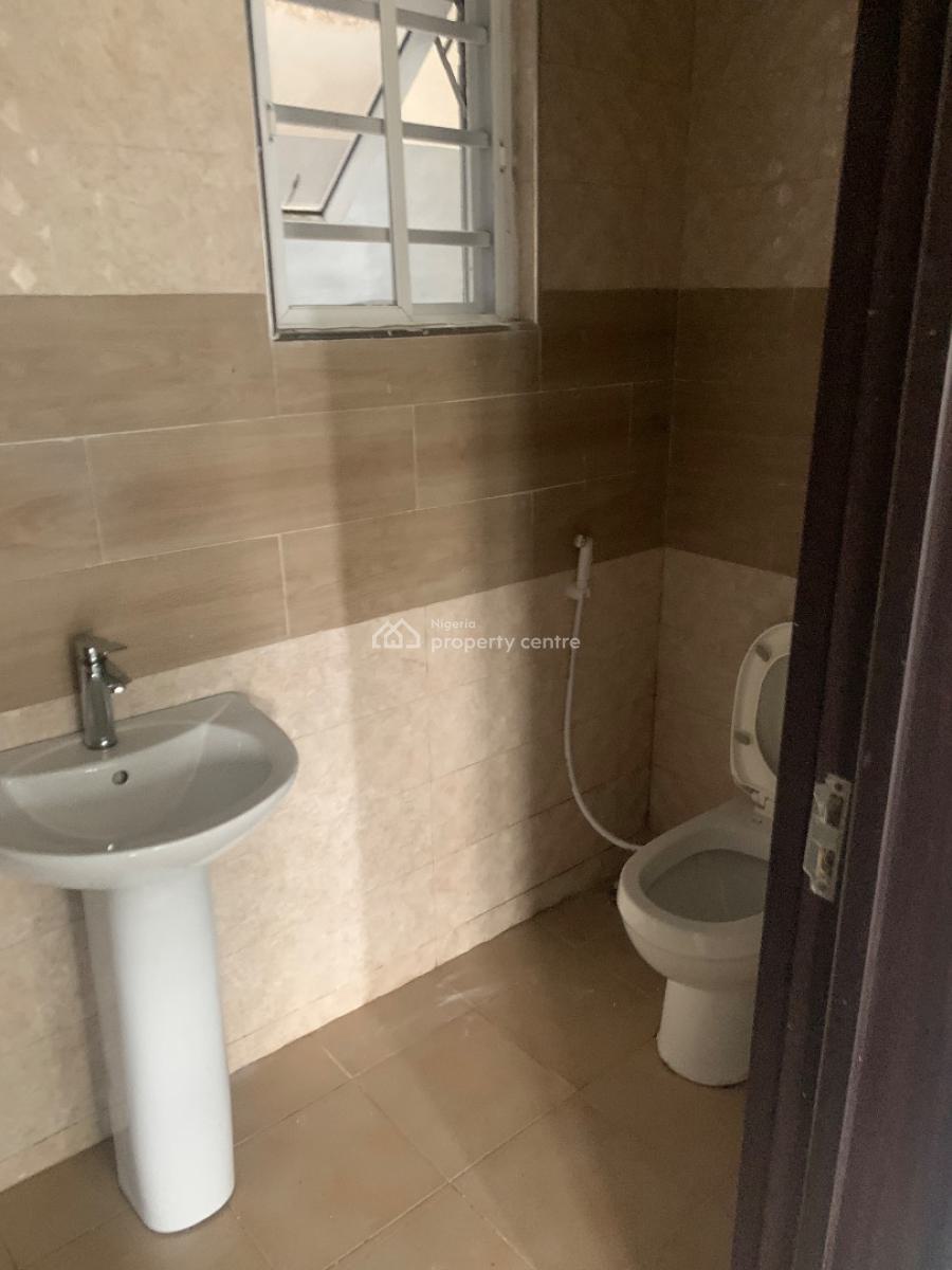 Well Maintained 3 Bedrooms Flat with Bq, Ikeja Gra, Ikeja, Lagos, Flat / Apartment for Rent