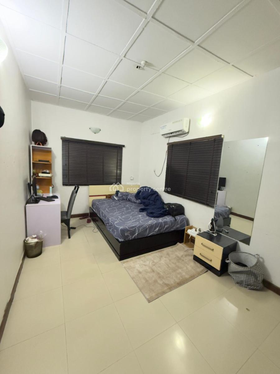 One Room, Osapa, Lekki, Lagos, Flat / Apartment for Rent