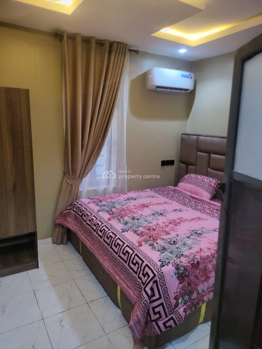 Furnished 2 Bedroom Apartment, Apena Street, Surulere, Lagos, Flat / Apartment for Sale