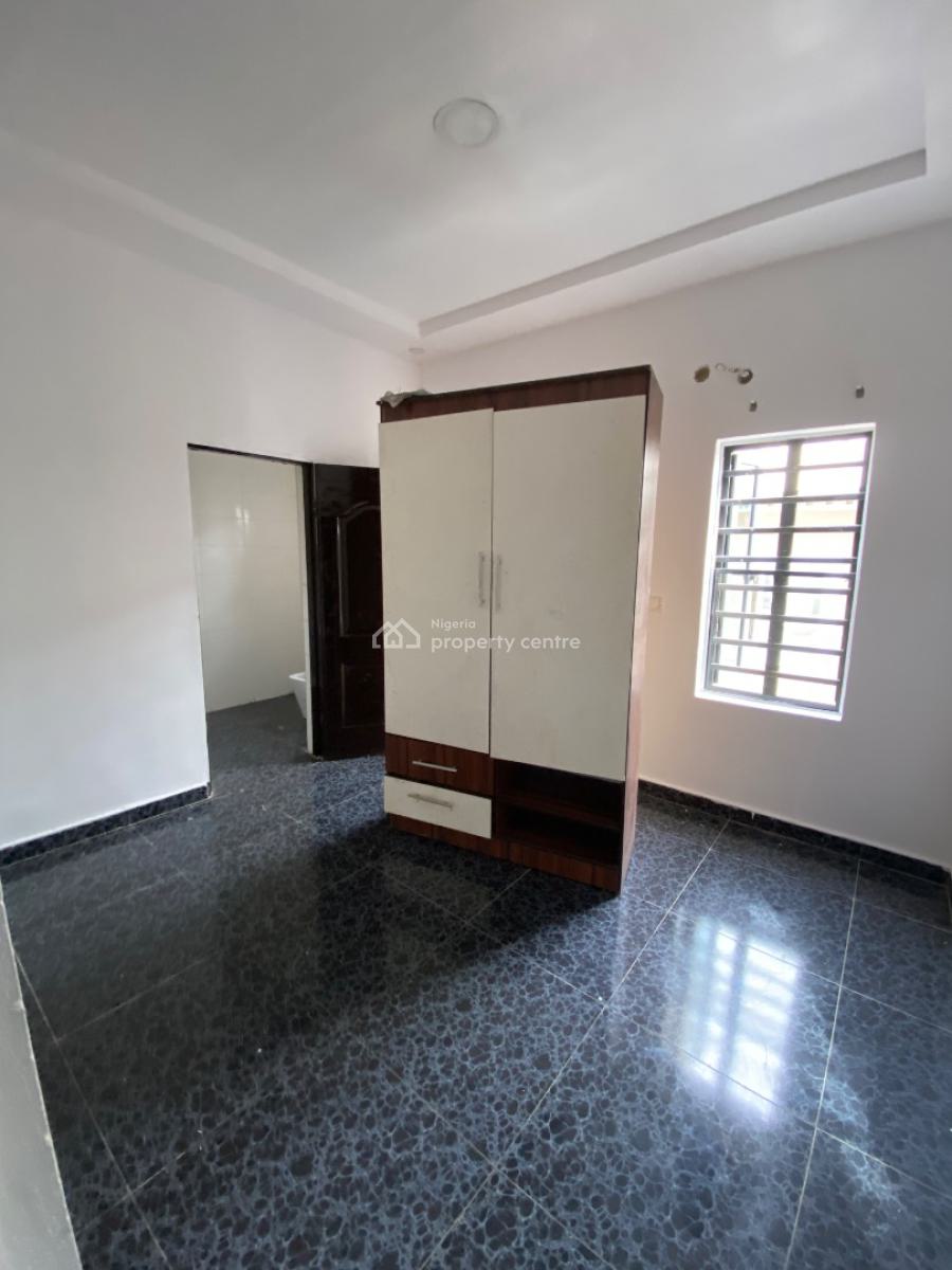 Clean Upstairs 3 Bedroom Flat, By Blenco Supermarket Before Shop Rite, Sangotedo, Ajah, Lagos, Flat / Apartment for Rent
