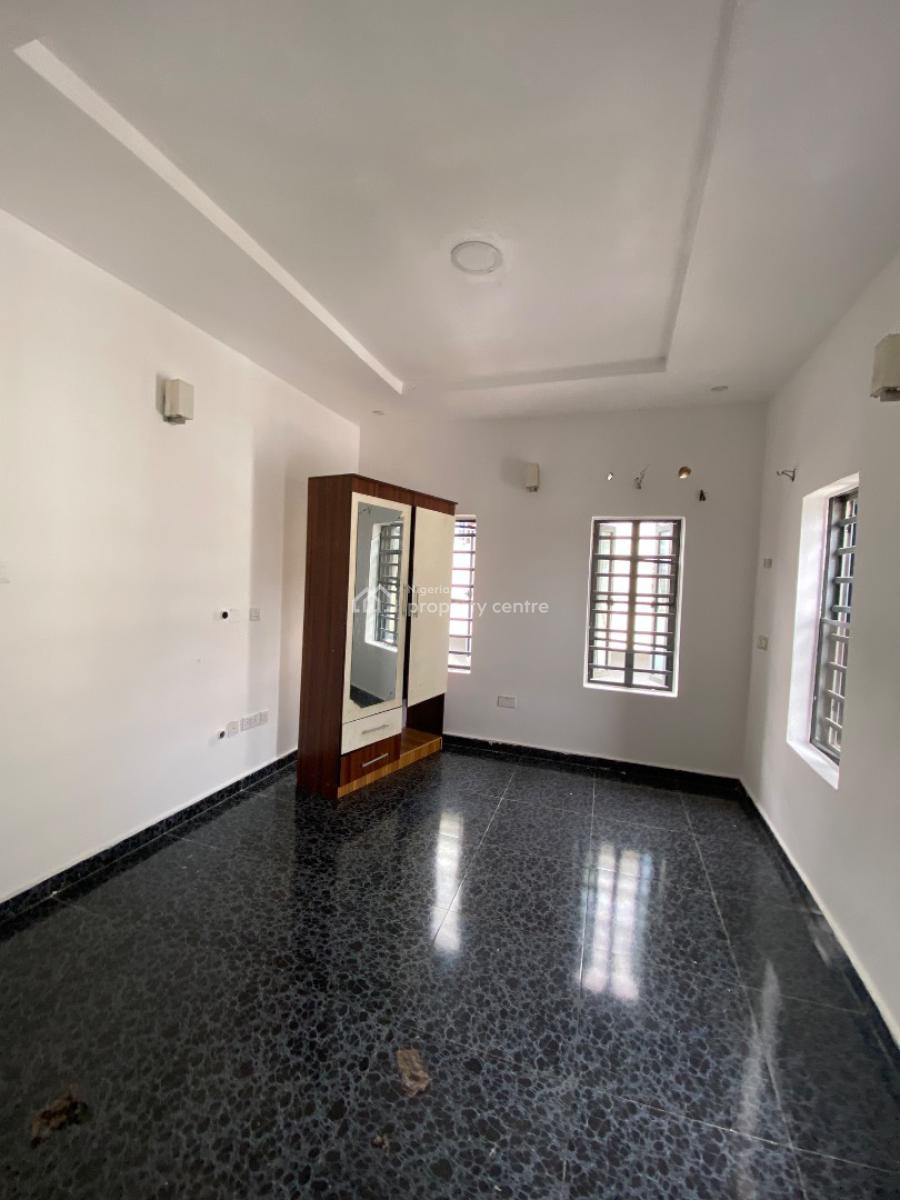 Clean Upstairs 3 Bedroom Flat, By Blenco Supermarket Before Shop Rite, Sangotedo, Ajah, Lagos, Flat / Apartment for Rent