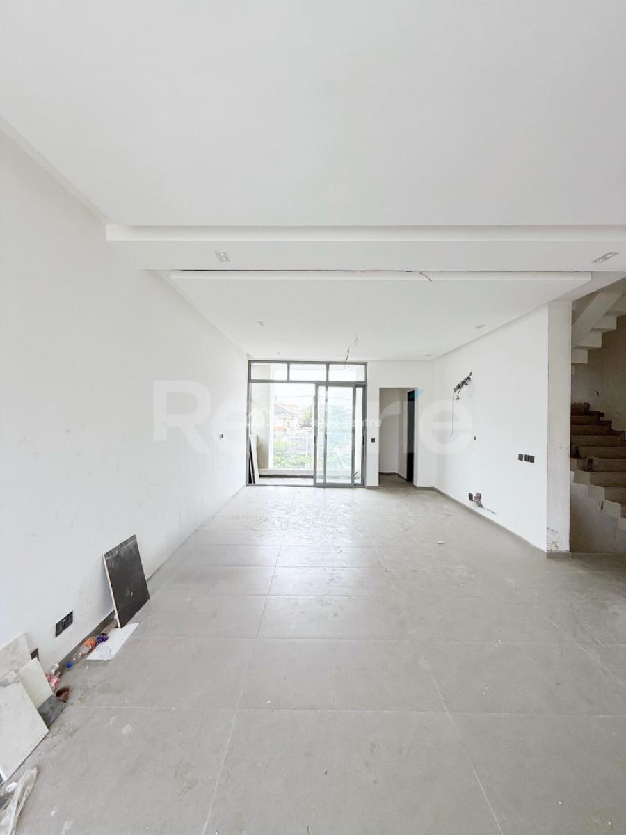 Lovely 4 Bedroom Terrace Duplex with Bq, Lekki Phase 1, Lekki Phase 1, Lekki, Lagos, Terraced Duplex for Sale