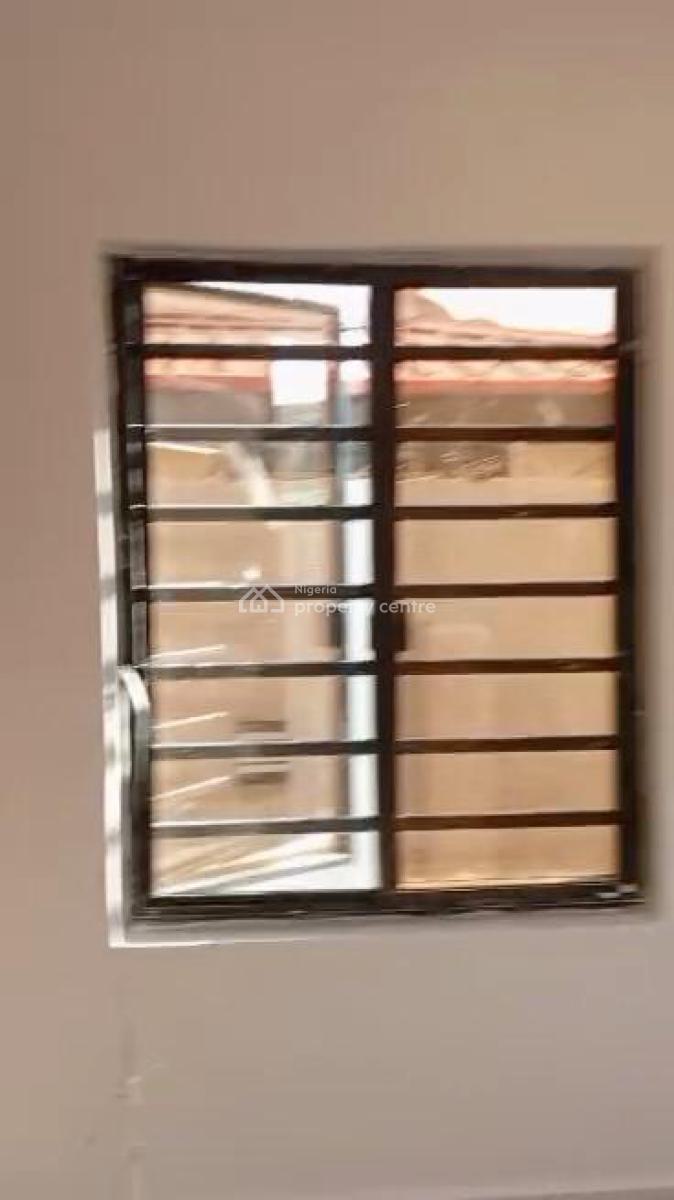 High-class & Cozy 3 Bedroom Bungalow, Abraham Adesanya Estate, Ajah, Lagos, Detached Bungalow for Sale