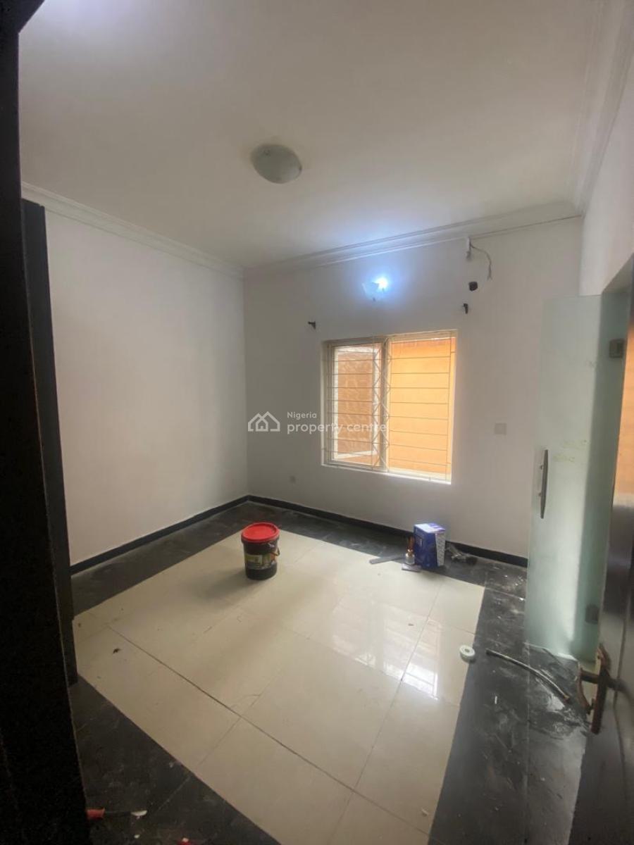 1bedroom Inside an Estate, Oniru Victoria Island, Oniru, Victoria Island (vi), Lagos, Mini Flat (room and Parlour) for Rent