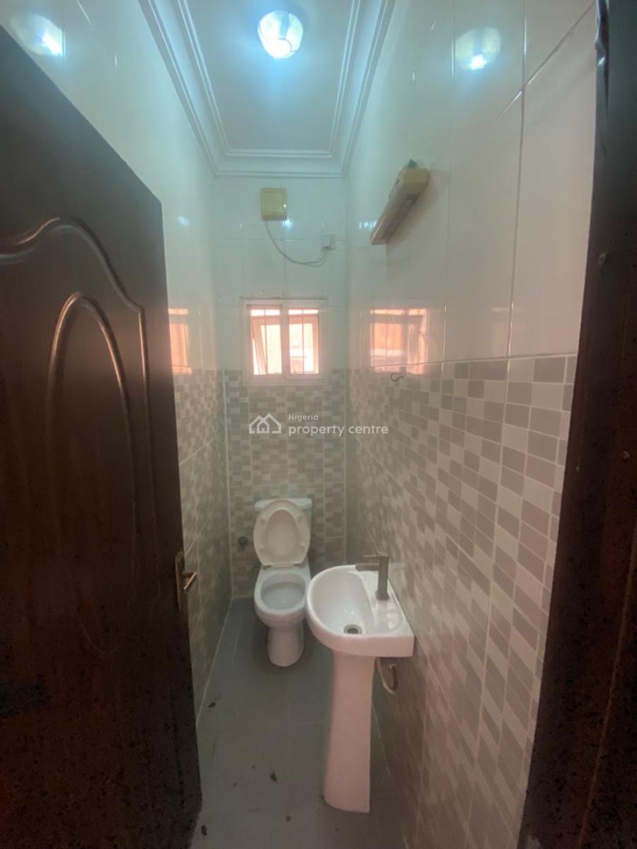 1bedroom Inside an Estate, Oniru Victoria Island, Oniru, Victoria Island (vi), Lagos, Mini Flat (room and Parlour) for Rent