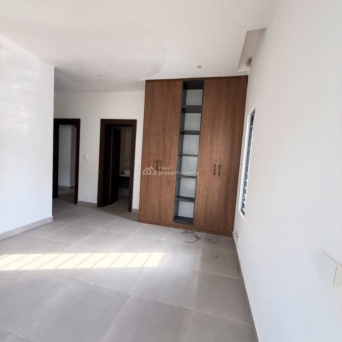 Pristine 3bedroom Apartment, Jabi, Abuja, Block of Flats for Sale