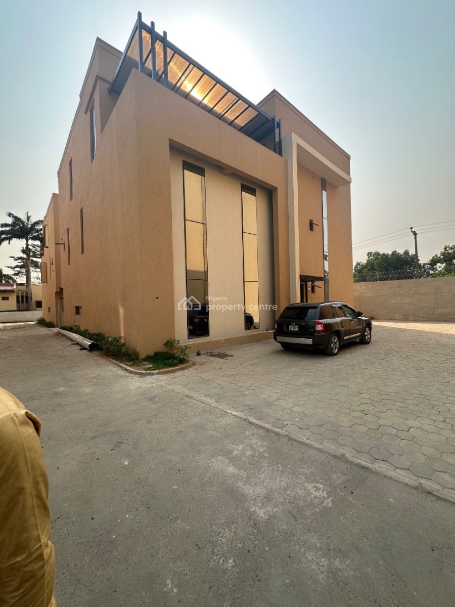 Semi Detached Duplex, Serene Environment, Maitama District, Abuja, Semi-detached Duplex for Sale