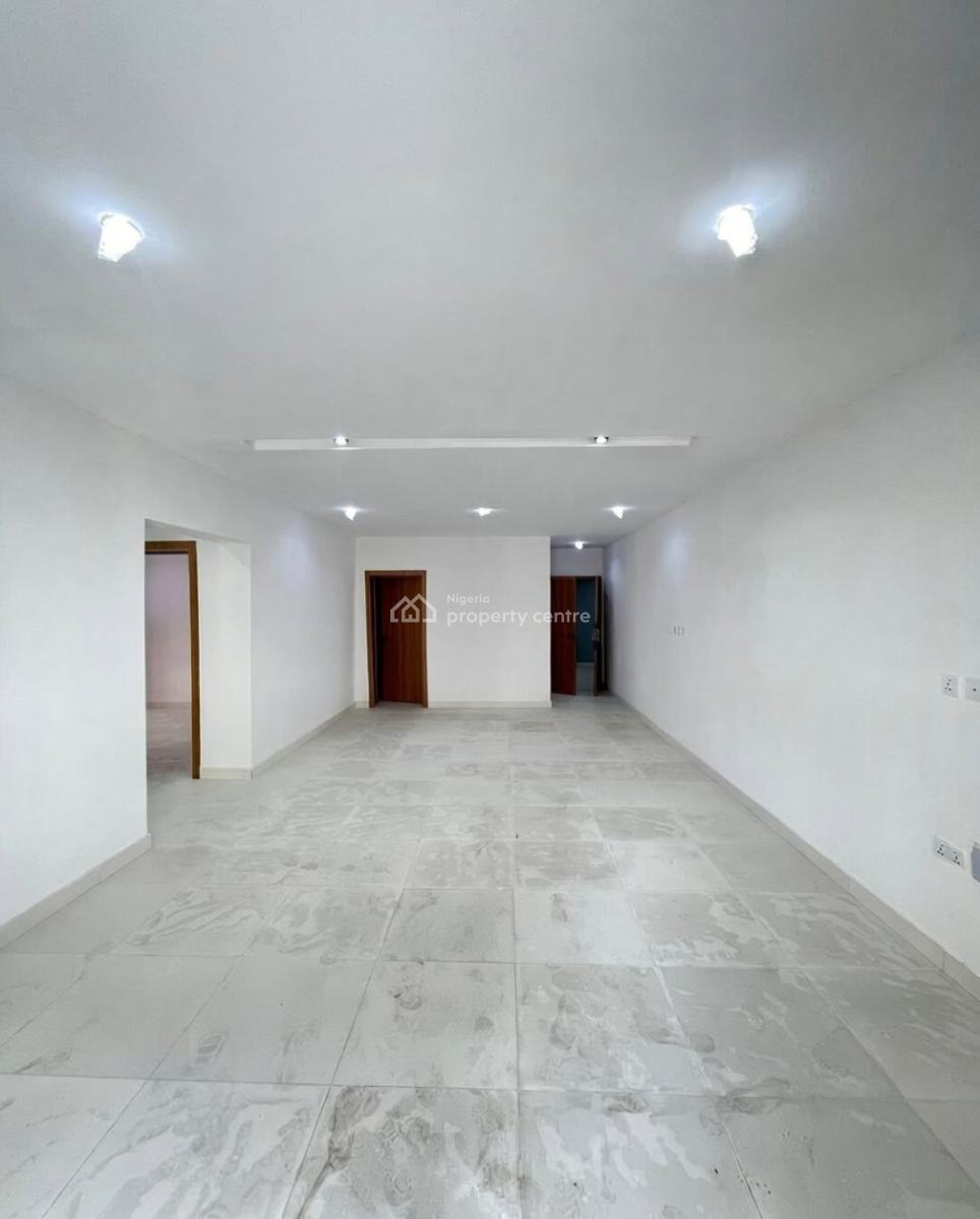 2 Bedroom Apartment, Lekki Phase 1, Lekki, Lagos, Block of Flats for Sale