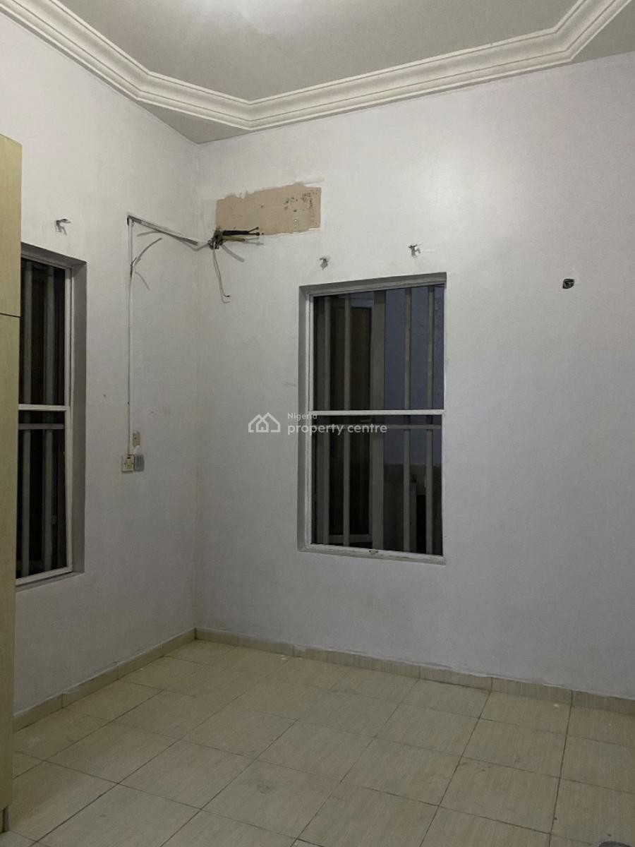 a Spacious and Comfortable Mini Flat (room and Parlor), Chevron Drive in Bera Estate, Lekki, Lagos, Detached Duplex for Rent