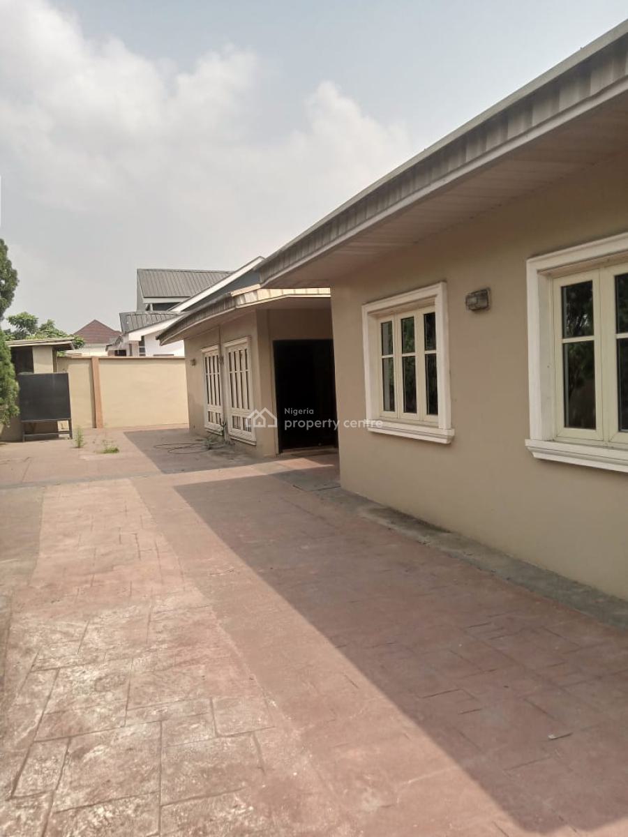 Lovely 4 Bedroom Flat, Ikeja, Lagos, Flat / Apartment for Rent