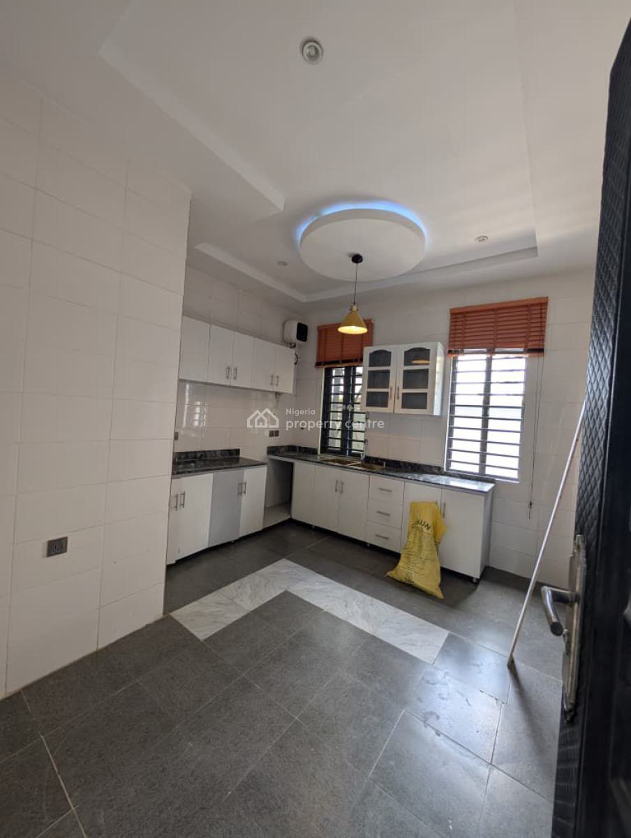 a Clean Two (2) Bedroom Flat, Ifs Ikot Okpon, Uyo, Akwa Ibom, House for Rent