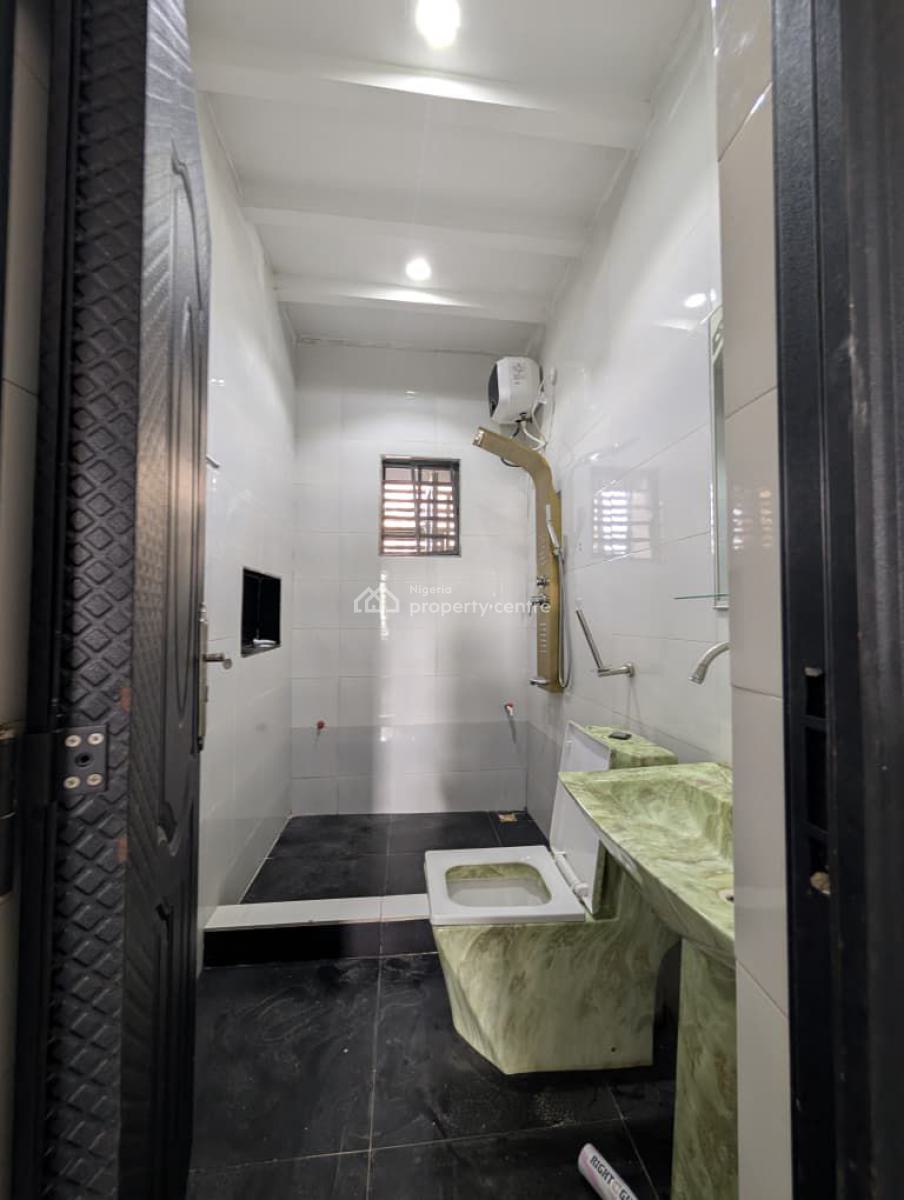 a Clean Two (2) Bedroom Flat, Ifs Ikot Okpon, Uyo, Akwa Ibom, House for Rent