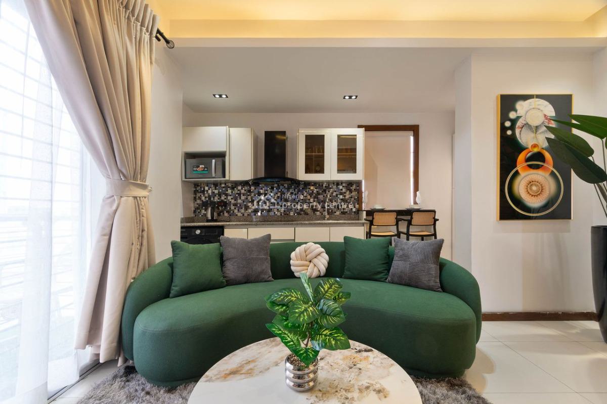 Luxury 1 Bedroom Apartment with Cinema, Lekki Phase 1, Lekki, Lagos, Flat / Apartment Short Let