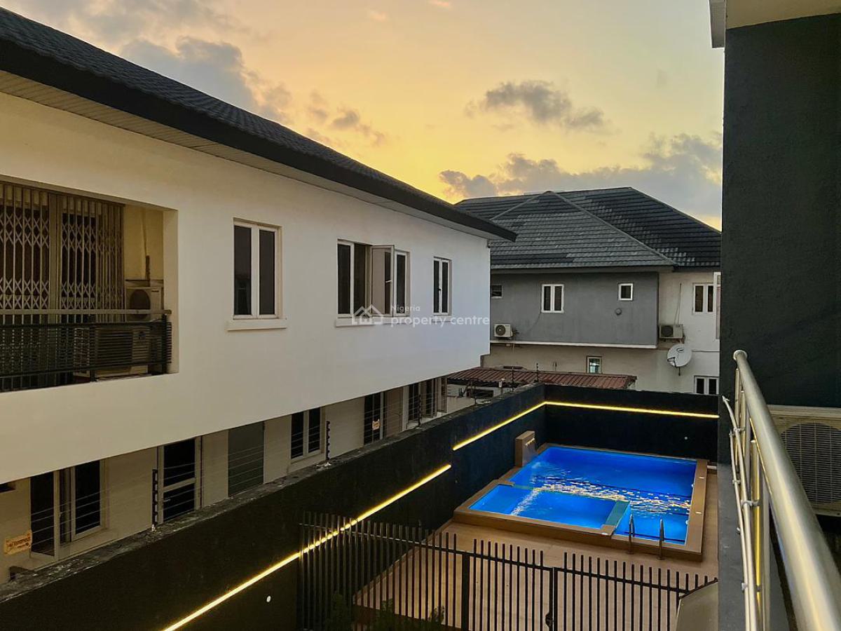 Beautiful 3bedroom Apartment with Pool and Ps5, Lekki Phase 1, Lekki, Lagos, Flat / Apartment Short Let