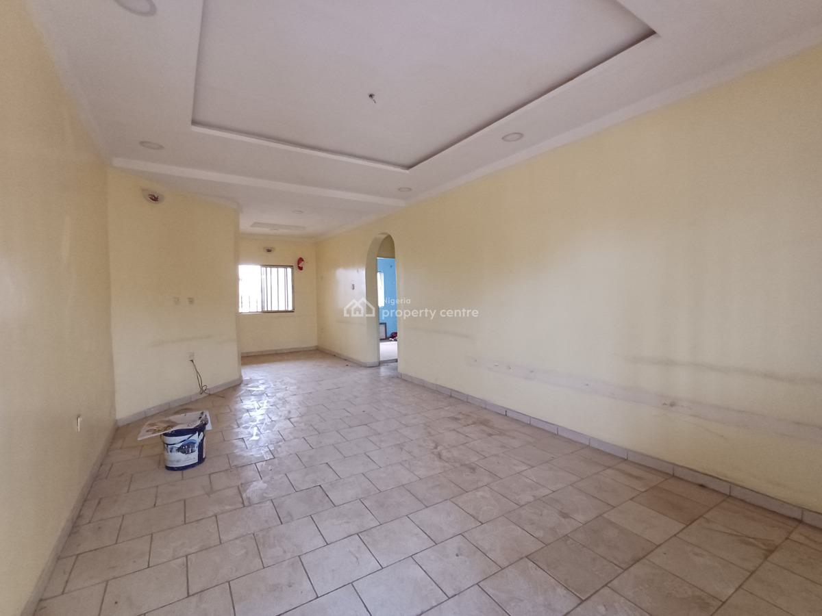 2 Bedroom Flat on The Second Floor, Wuse 2, Abuja, Flat / Apartment for Rent