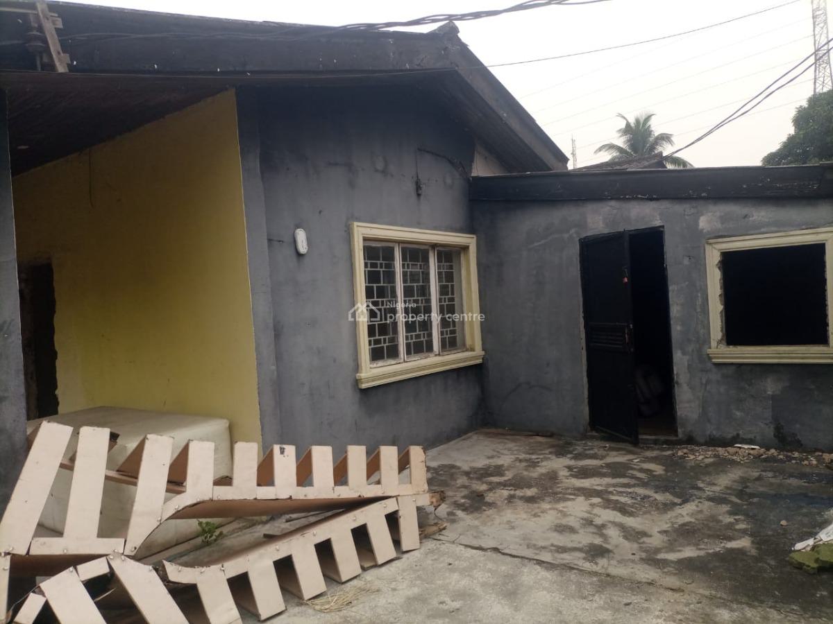 Prime Land with Demolishable 5 Bedroom Bungalow, Off Eric Moore Road, Eric Moore, Surulere, Lagos, Detached Bungalow for Sale