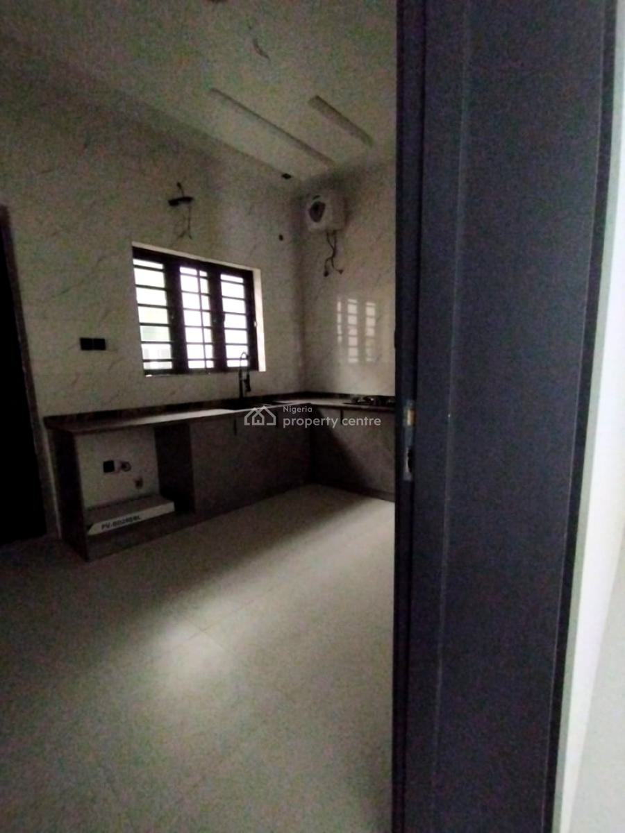 Modern 4-bedroom Semi-detached Duplex with Bq in Citiview Estate, Citiview Estate Warewa., Obafemi Owode, Ogun, Semi-detached Duplex for Sale