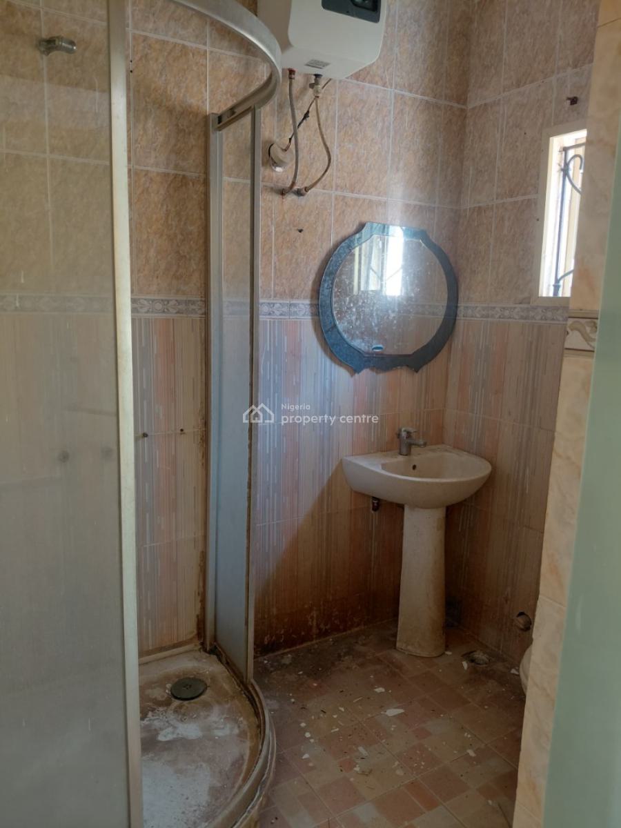 Tastefully Built and Newly Renovated Three Bedrooms Flat, Canaan Estate Sangotedo Lagos, Sangotedo, Ajah, Lagos, Terraced Bungalow for Rent