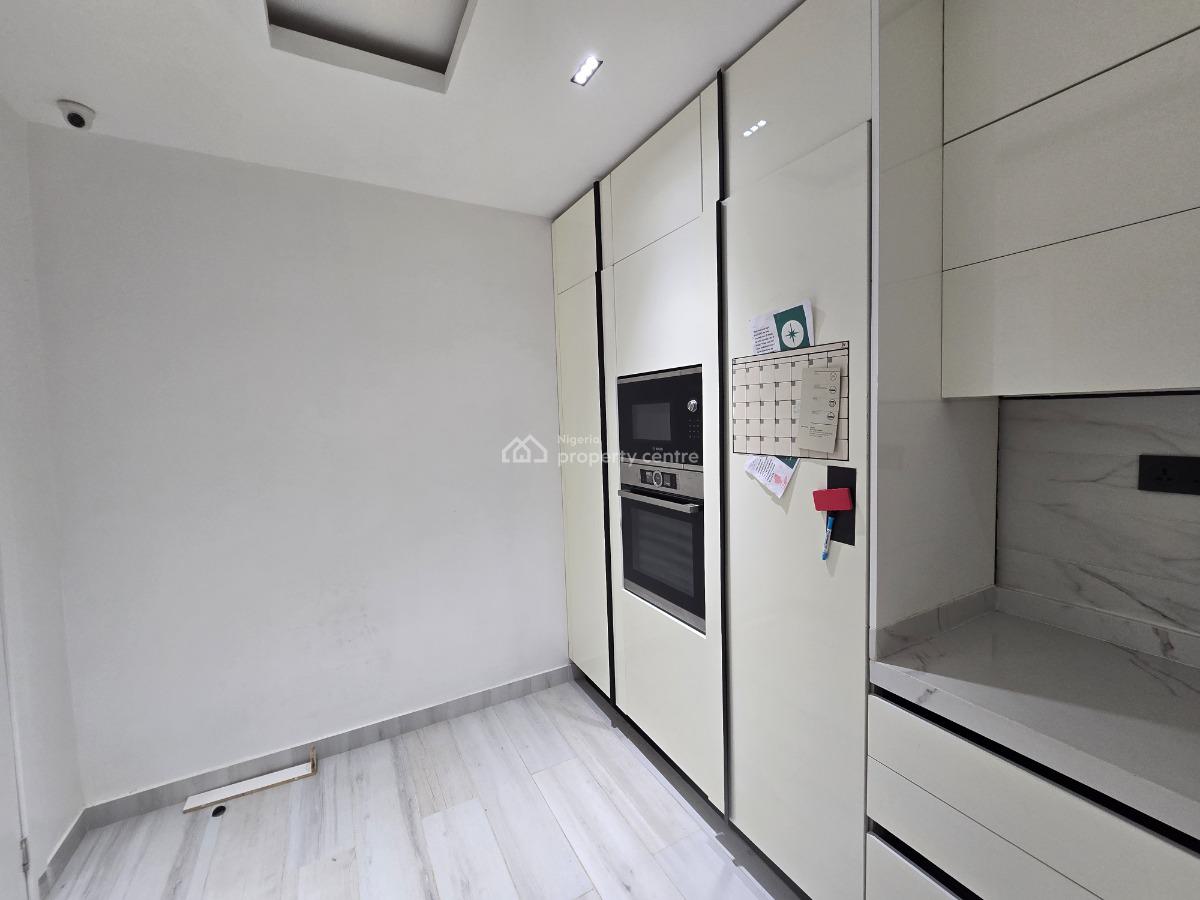 Luxuriously Finished 3 Bedroom Apartment with Bq, Gym & Swimming Pool, Banana Island, Ikoyi, Lagos, Flat / Apartment for Sale