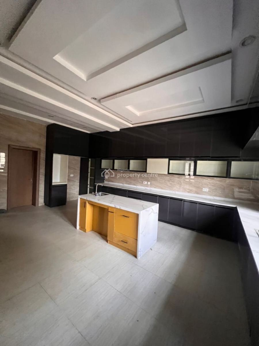 Very Spacious 5 Bedroom Fully Detached Duplex with 2 Living Rooms, Guzape District, Abuja, Detached Duplex for Rent