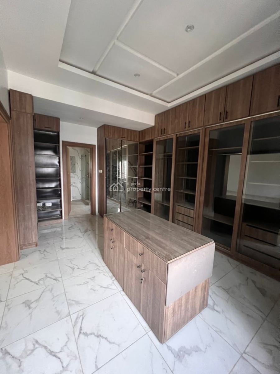 Very Spacious 5 Bedroom Fully Detached Duplex with 2 Living Rooms, Guzape District, Abuja, Detached Duplex for Rent