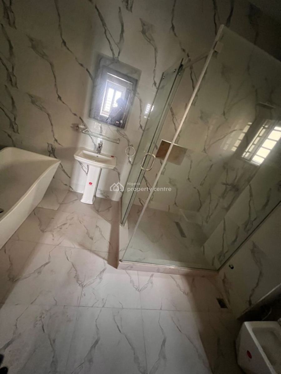 Very Spacious 5 Bedroom Fully Detached Duplex with 2 Living Rooms, Guzape District, Abuja, Detached Duplex for Rent