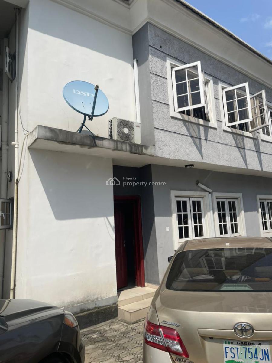2 Bedroom Ground Floor in a Duplex, Off Admiralty Way, Lekki Phase 1, Lekki, Lagos, Office Space for Rent