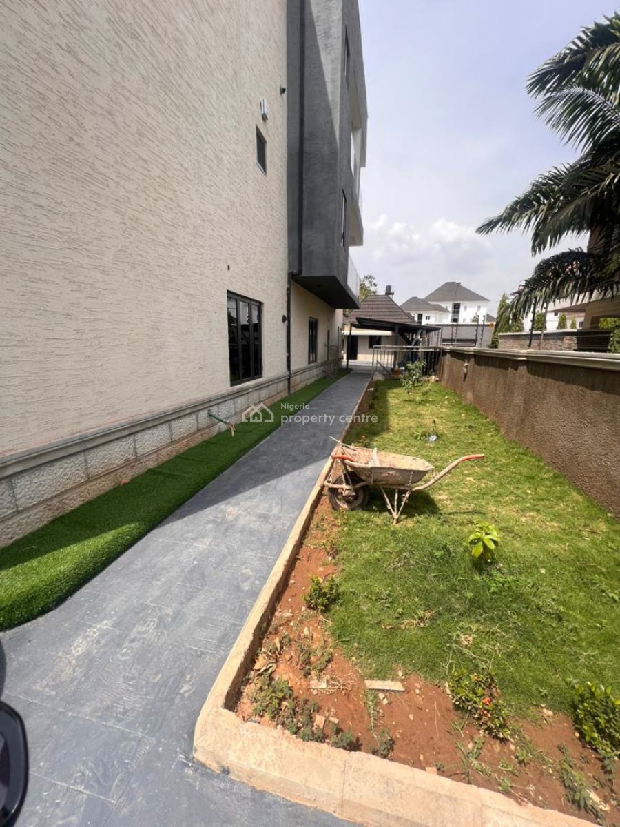 Very Spacious 5 Bedroom Twin Duplex with 3 Living Rooms, Guzape District, Abuja, House for Rent