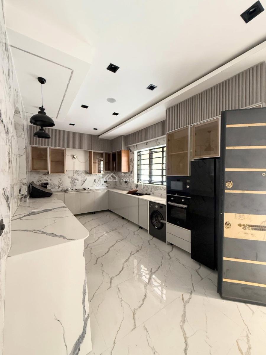 Lovely 5 Bedroom Detached Duplex with Bq, Lekki Phase 1, Lekki Phase 1, Lekki, Lagos, Detached Duplex for Sale