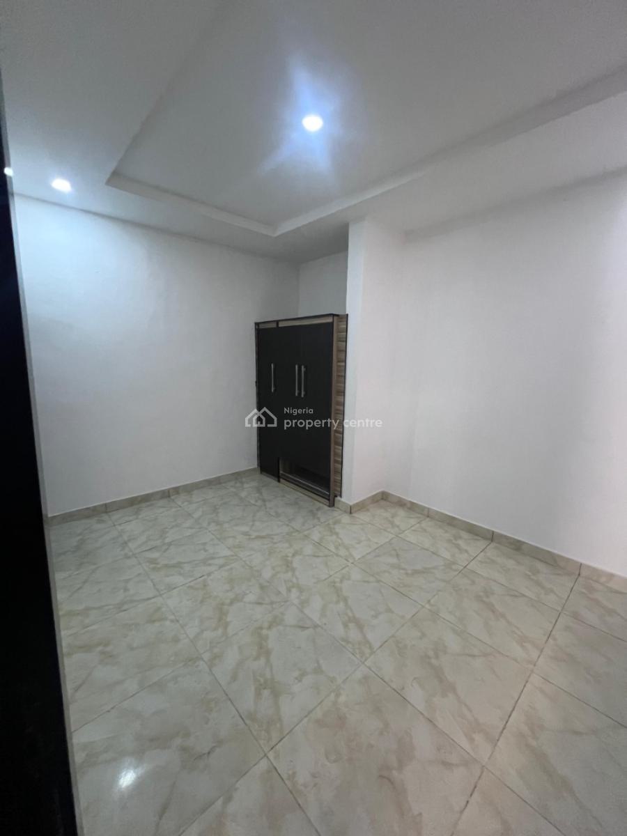 2 Bedroom Apartment, Lekki Phase 1, Lekki, Lagos, Flat / Apartment for Rent
