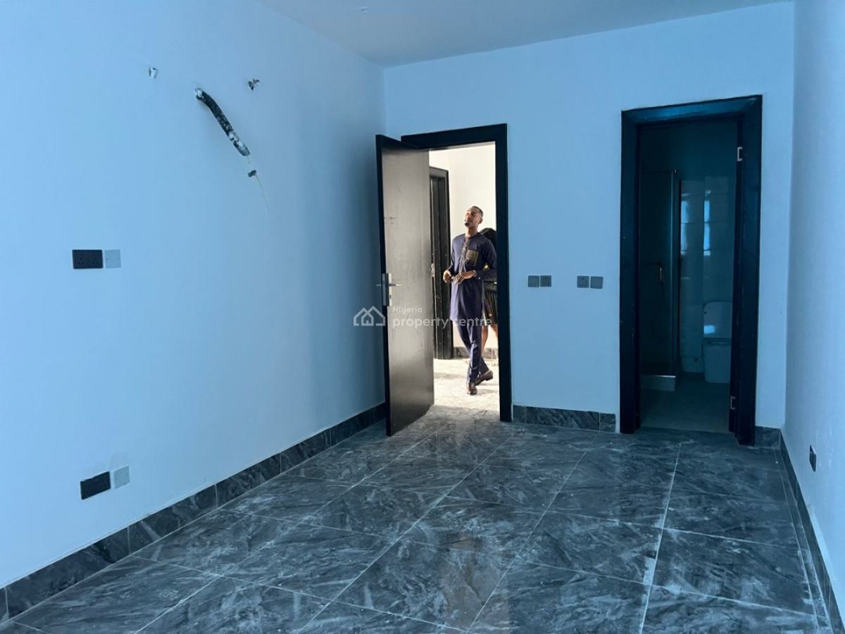 Spacious 3-bedroom Maisonette with Bq, Off Alfred Rewane, Ikoyi, Lagos, Flat / Apartment for Rent