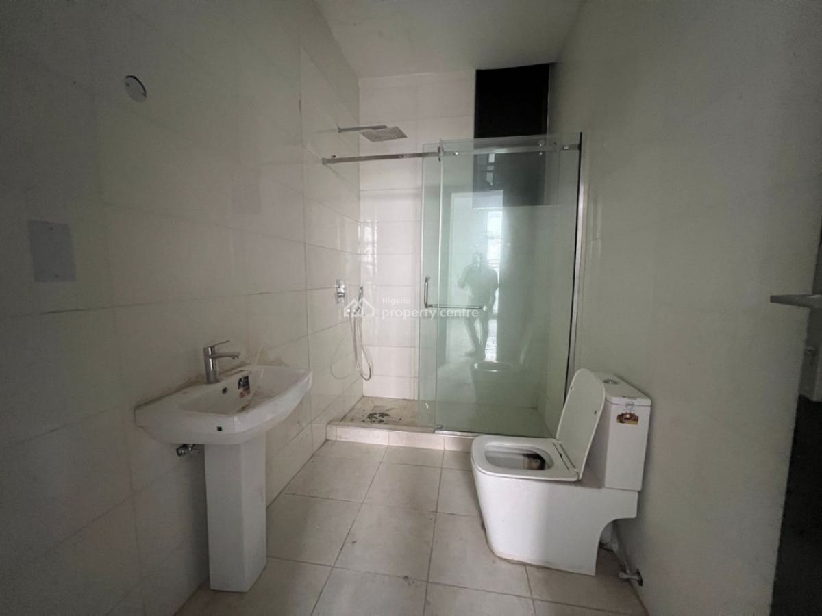 Spacious 3-bedroom Maisonette with Bq, Off Alfred Rewane, Ikoyi, Lagos, Flat / Apartment for Rent