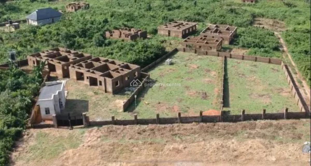 4.5 Plots with Uncompleted 4 Flats, Omi Adio, Ibadan, Oyo, Mixed-use Land for Sale