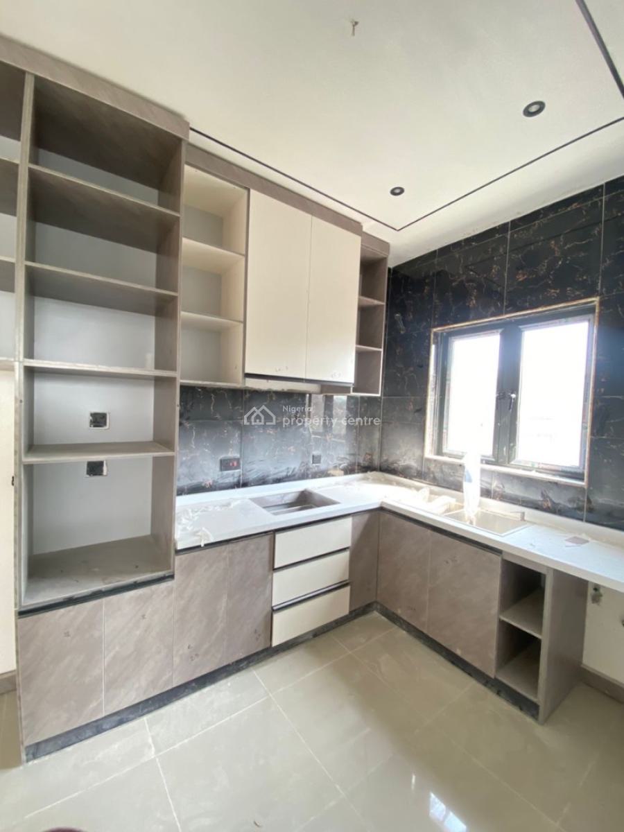 Exquisite 2 Bedroom Apartment, Ikate, Lekki, Lagos, Block of Flats for Sale
