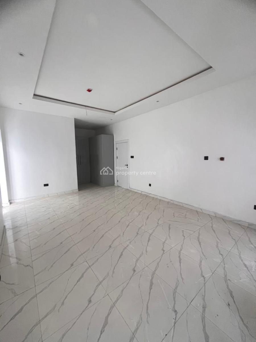 Exclusive 3 Bedroom Apartment, Freedom Way, Lekki Phase 1, Lekki, Lagos, Block of Flats for Sale