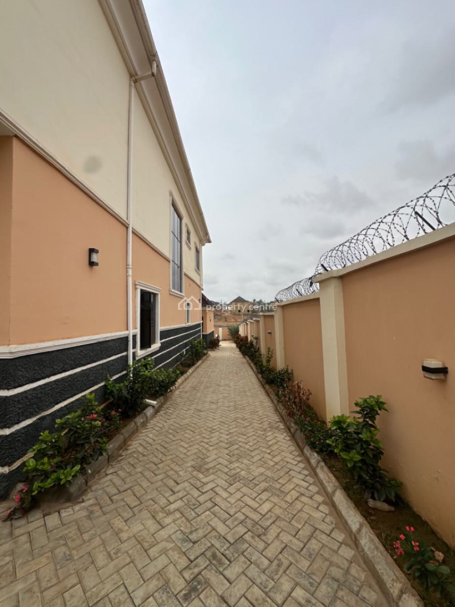 4 Bedroom Detached Duplex with Two Rooms Bq, Wumba, Abuja, Detached Duplex for Sale