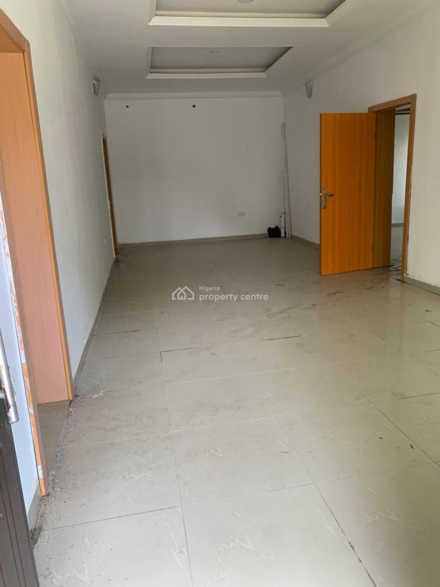 Spaceous 3 Bedroom Apartment Downstairs, Gra, Ikota, Lekki, Lagos, Flat / Apartment for Rent