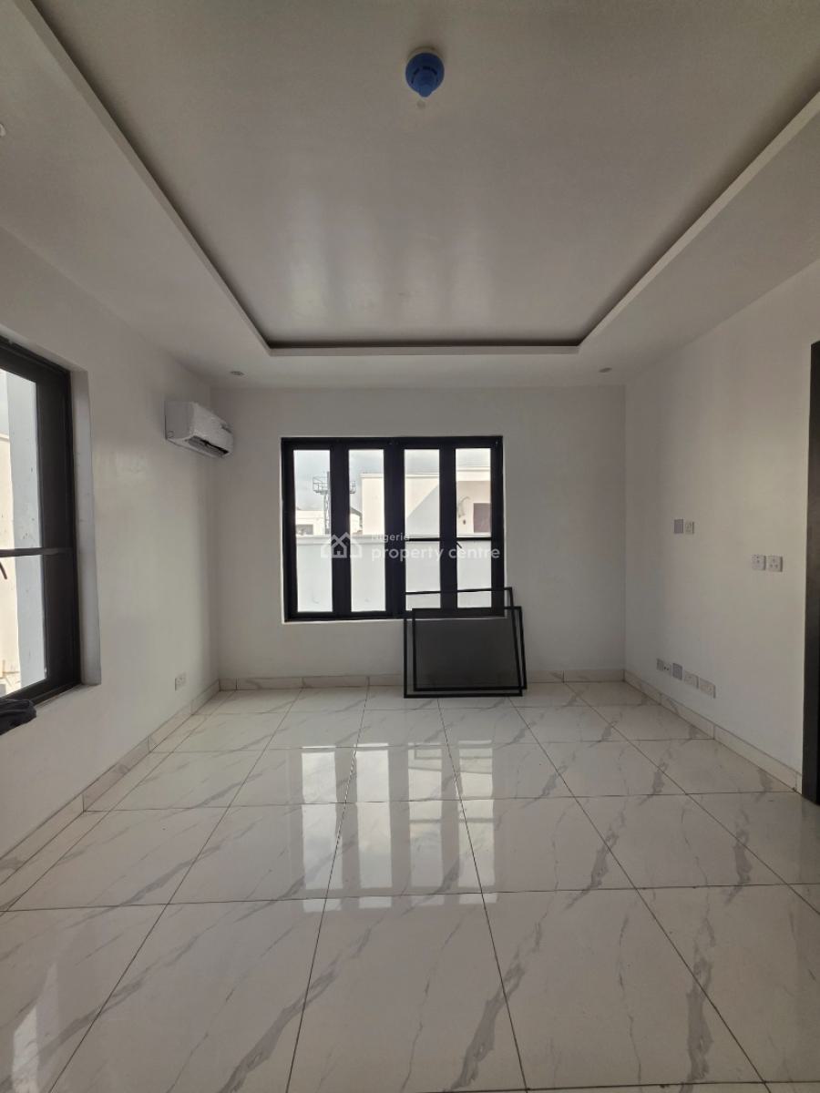 Luxury 2 Bedroom Apartment with Excellent Finishing, Lekki Phase 1, Lekki, Lagos, Flat / Apartment for Sale