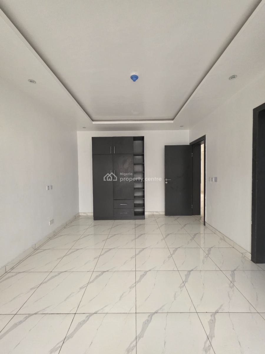 Luxury 2 Bedroom Apartment with Excellent Finishing, Lekki Phase 1, Lekki, Lagos, Flat / Apartment for Sale