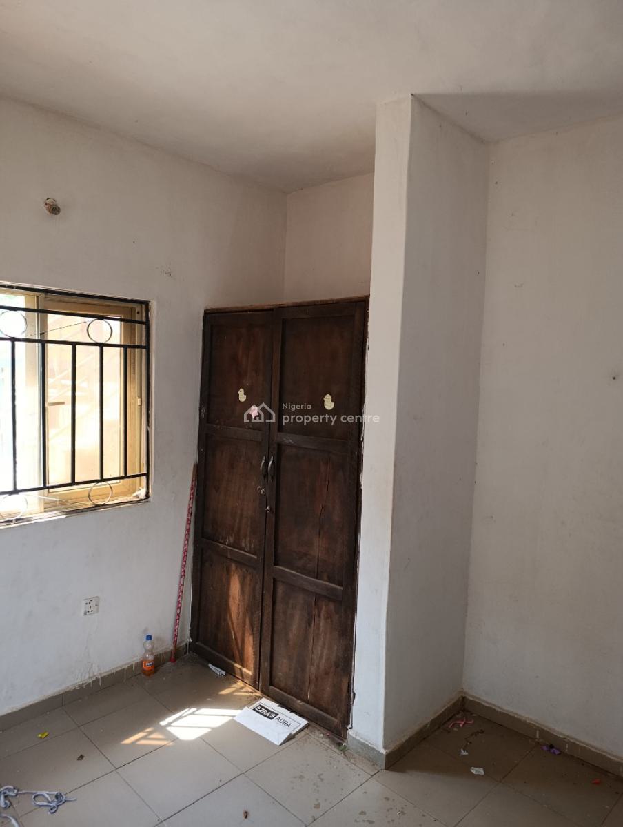 2 Bedroom Flat in a Gated Estate, Unity Estate, University of Ibadan Area, Ajibode, Ibadan, Oyo, Semi-detached Bungalow for Rent