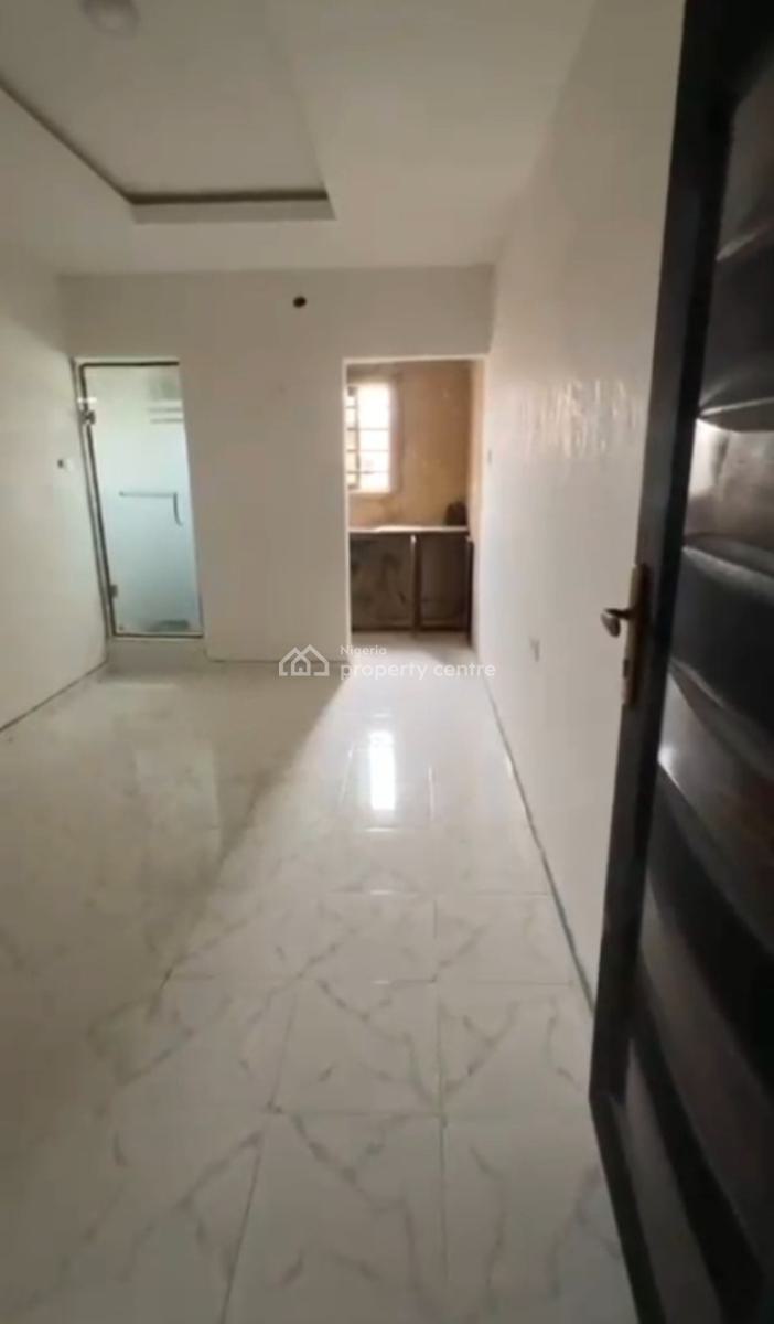 Newly Built Spacious Room Self Contain with Car Park and Modern Finishing, Akoka, Yaba, Lagos, Self Contain (single Rooms) for Rent