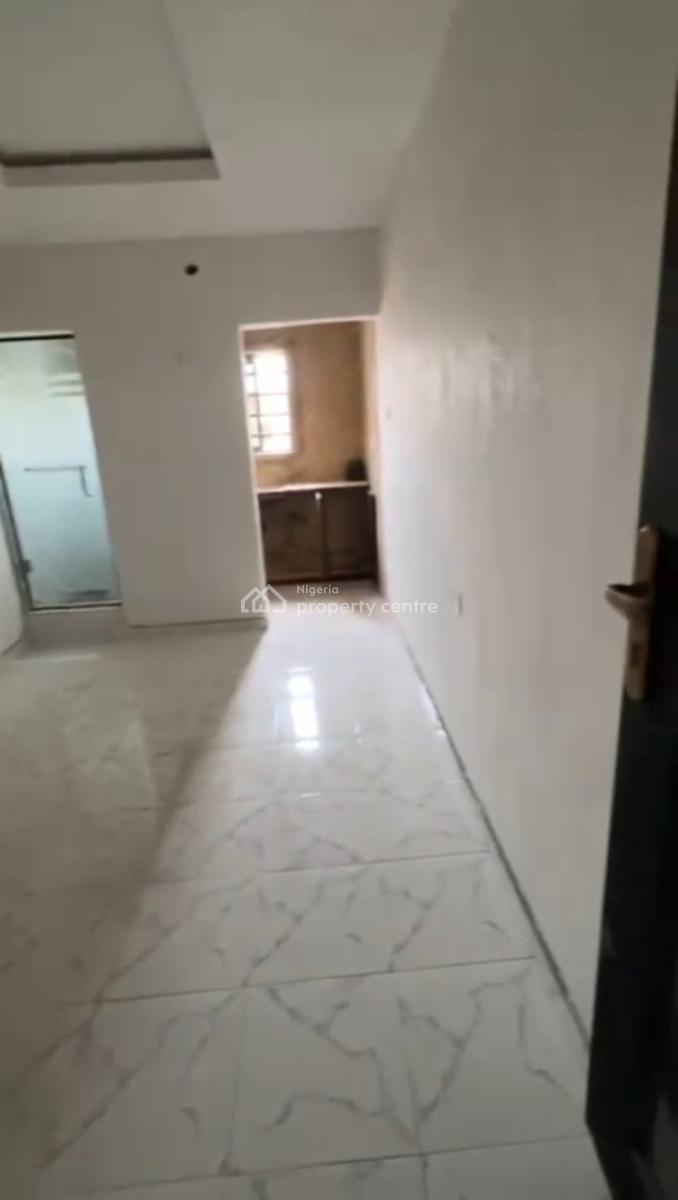 Newly Built Spacious Room Self Contain with Car Park and Modern Finishing, Akoka, Yaba, Lagos, Self Contain (single Rooms) for Rent