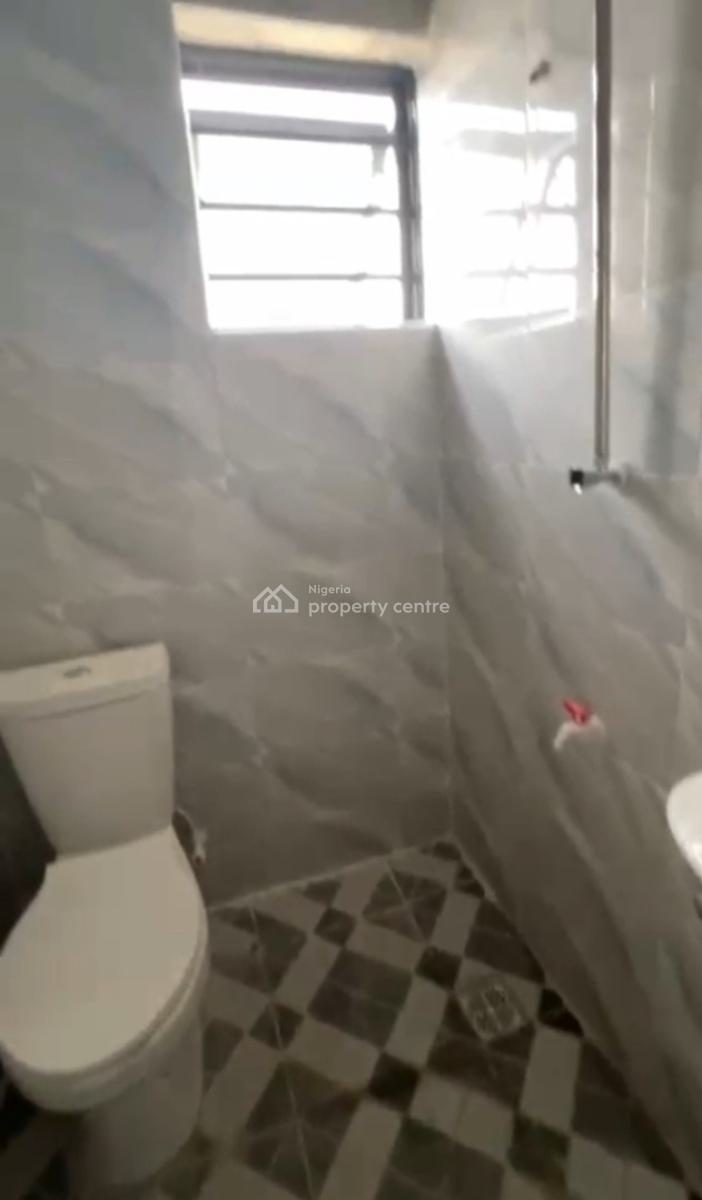 Newly Built Spacious Room Self Contain with Car Park and Modern Finishing, Akoka, Yaba, Lagos, Self Contain (single Rooms) for Rent